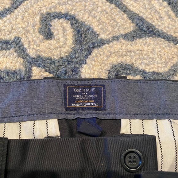 Gap men’s dark grey khakis in size 30/30 - Picture 3 of 3